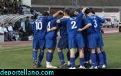 Los jugadores celebran el gol de Gallo