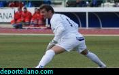 De Blanco inmculado salt al cesped Vega