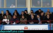 Martn del Burgo conversa con Navarro en el palco