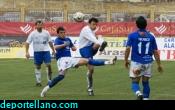 Candela despeja un baln con contundencia