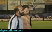 a- Aitor que acab muy afectado es consolado por el utillero