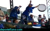 La grada se visti� de azul