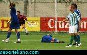 Con Aitor en el suelo el Betis forz� la falta del 1-0