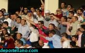 Los aficionados no acabaron contentos con el �rbitro