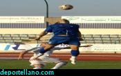 Vald�s intenta cazar ese bal�n a�reo