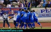 Los jugadores se agolpan sobre Valds tras el 1-0