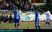 El puerto lo intent colgando balones en faltas